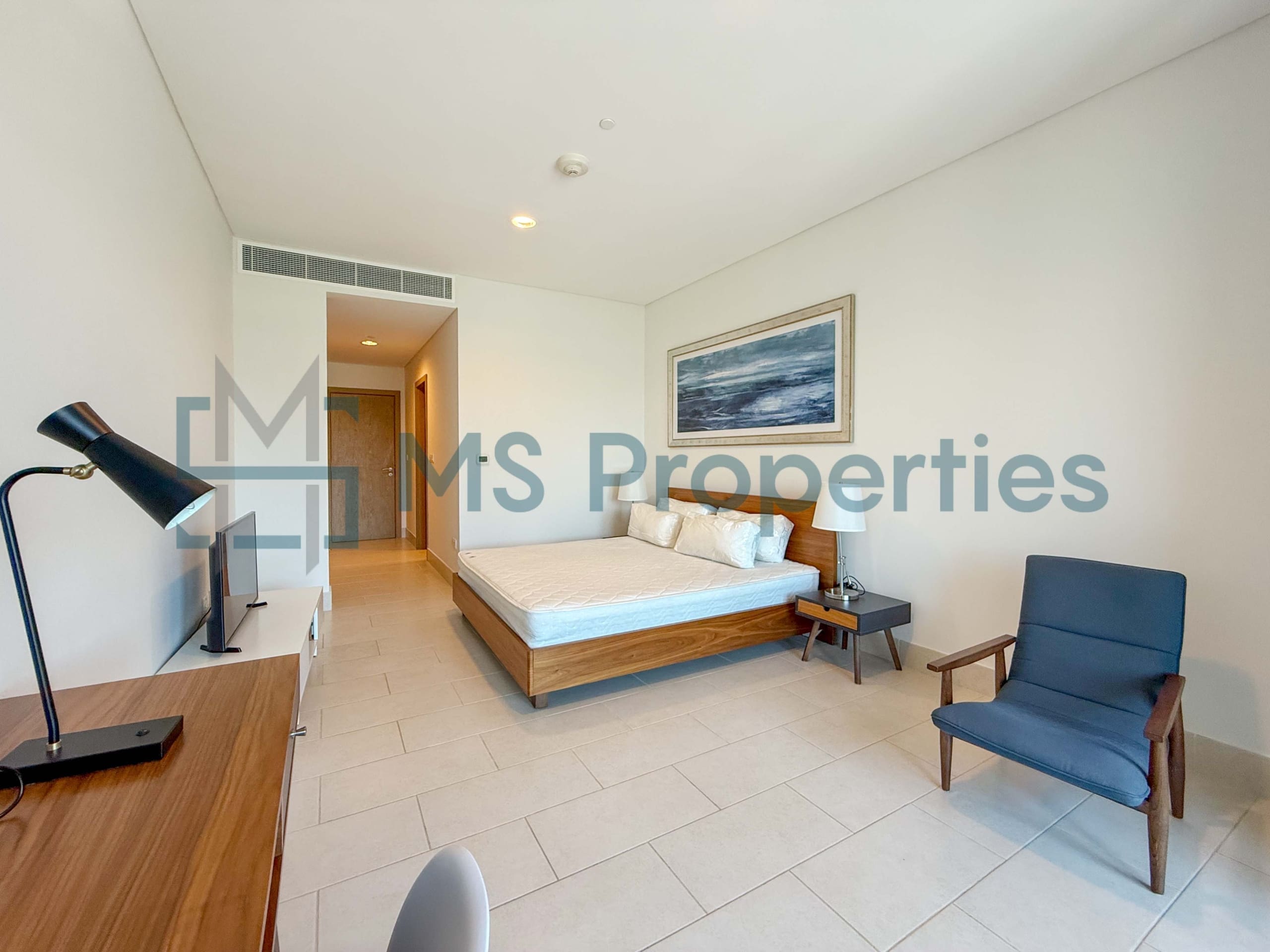 Pristine 1BHK + Office w/ Balcony | Bills Included