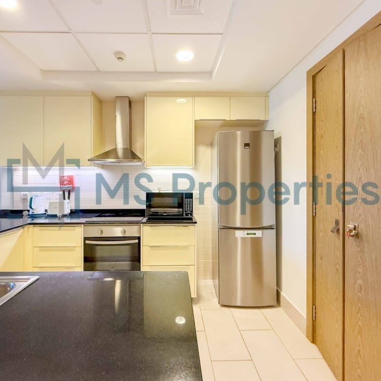 Pristine 1BHK + Office w/ Balcony | Bills Included