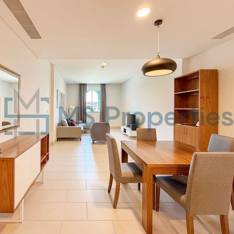 Pristine 1BHK + Office w/ Balcony | Bills Included