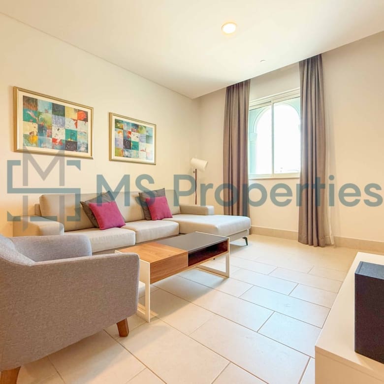 Pristine 1BHK + Office w/ Balcony | Bills Included