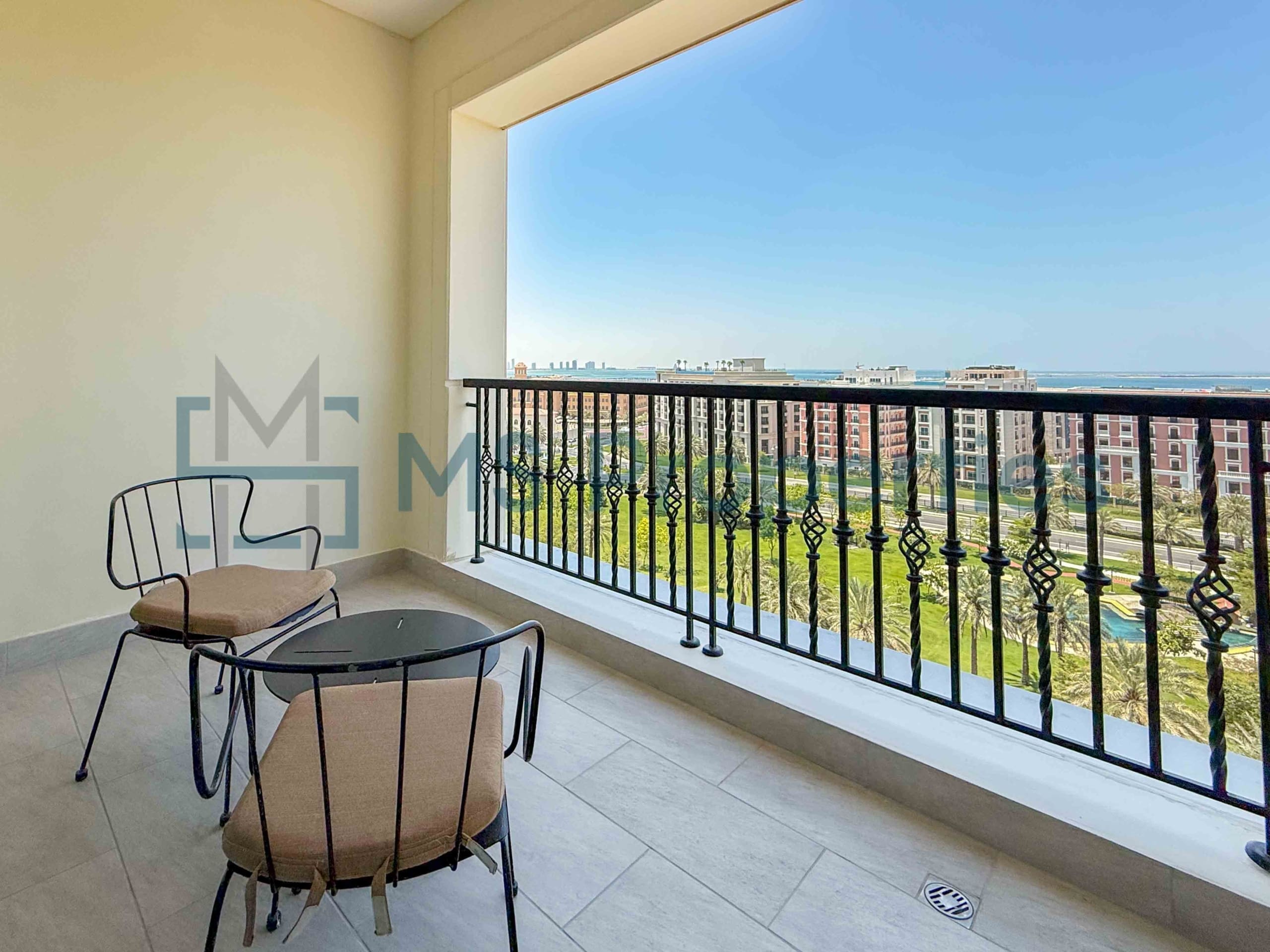 Cozy Furnished Studio+Balcony | City View | Bills Included
