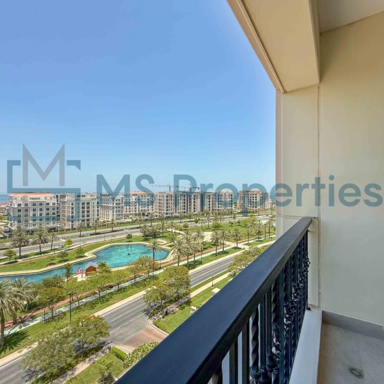 Cozy Furnished Studio+Balcony | City View | Bills Included