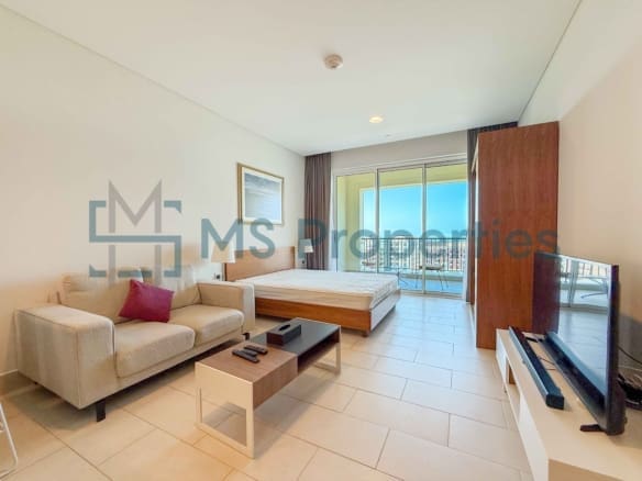 Cozy Furnished Studio+Balcony | City View | Bills Included