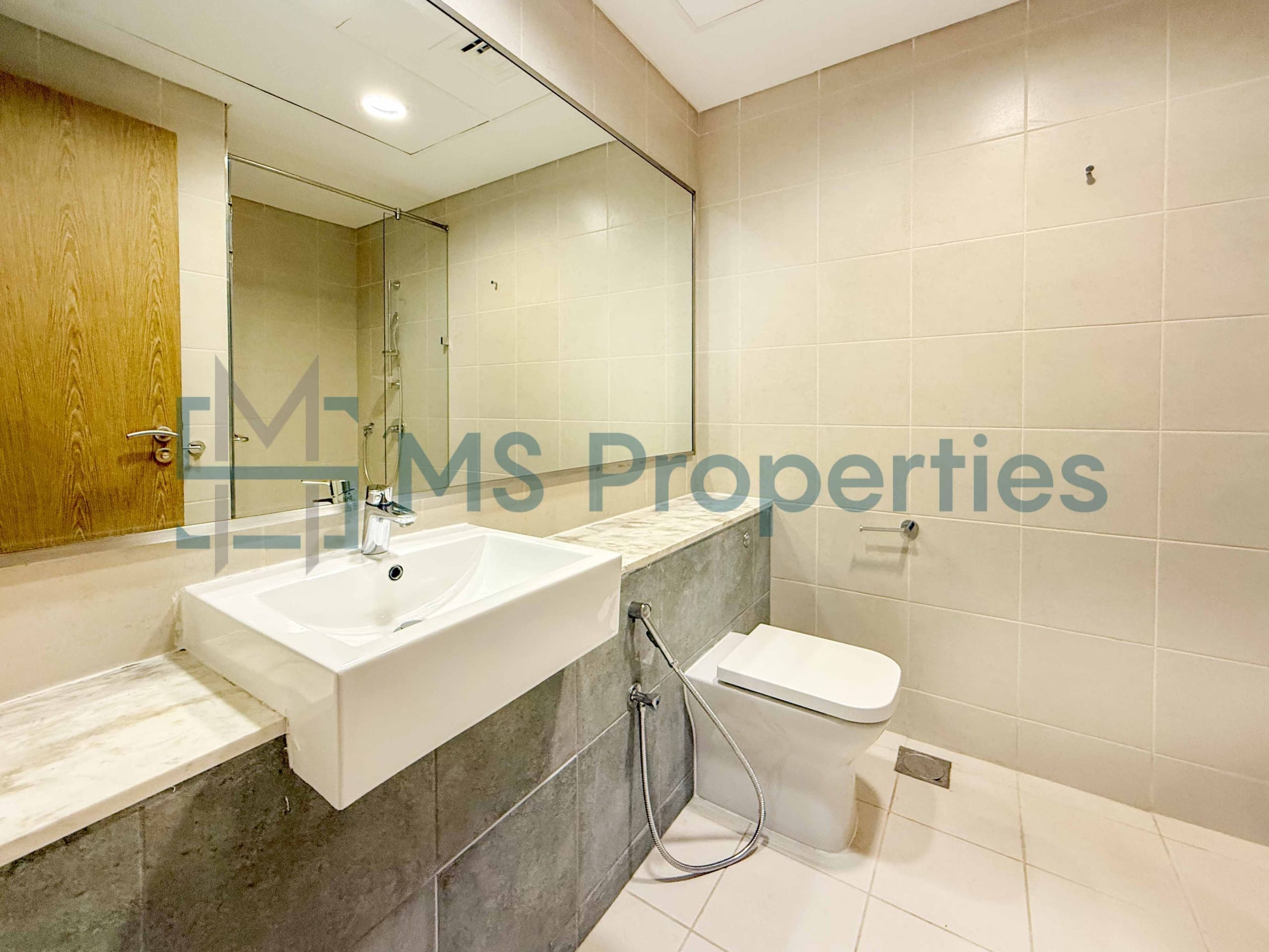 Cozy Furnished Studio+Balcony | City View | Bills Included