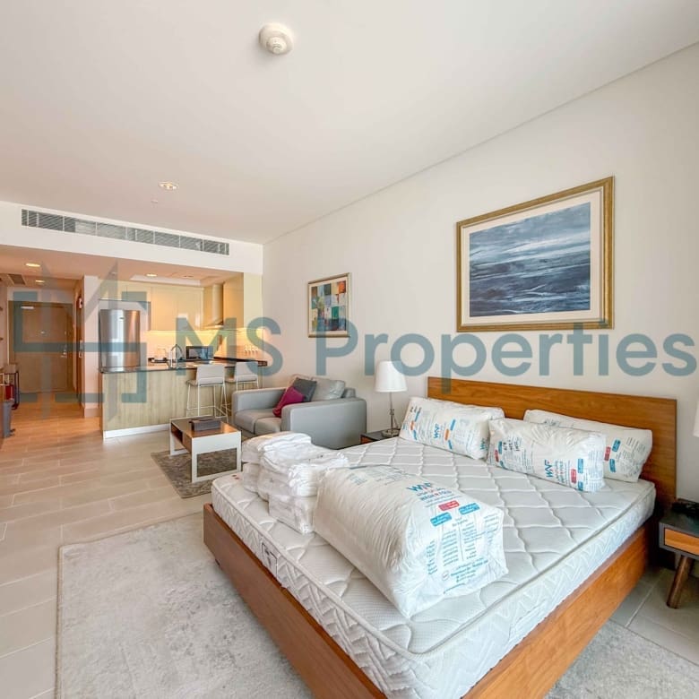 Stylish Studio | Spacious Balcony | Bills Included
