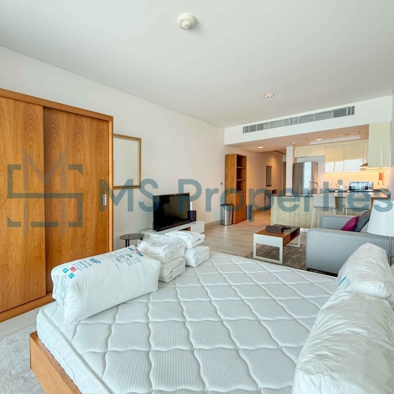 Stylish Studio | Spacious Balcony | Bills Included