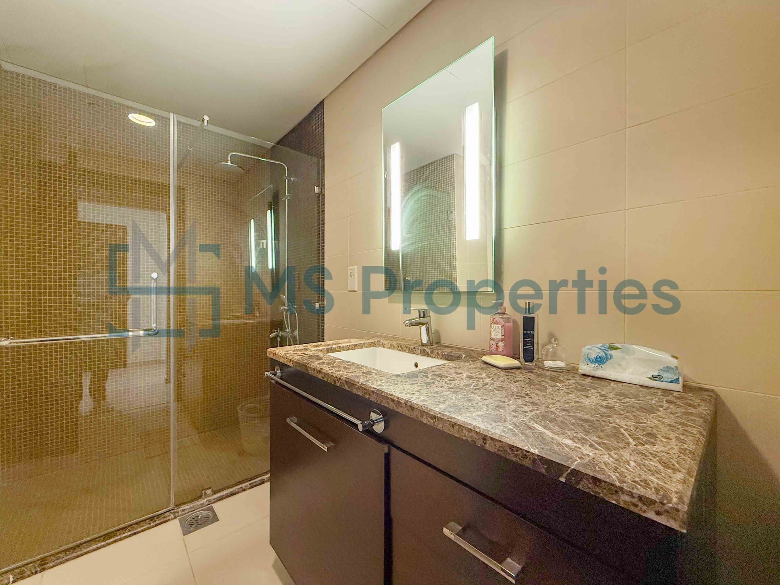 Contemporary Studio Apartment | +Bills Included