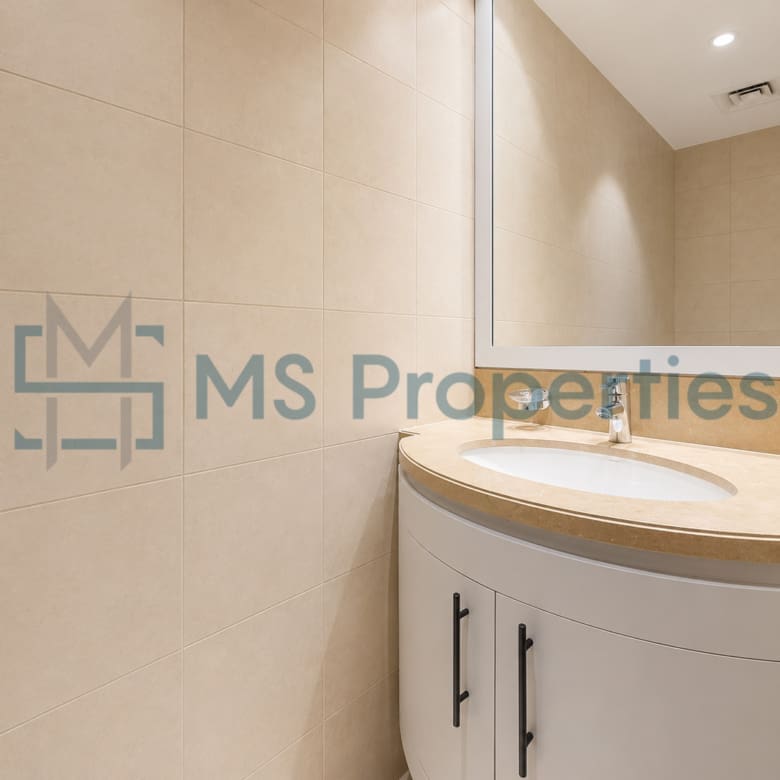 Bright and Clean 1BHK with Balcony Amazing Marina View