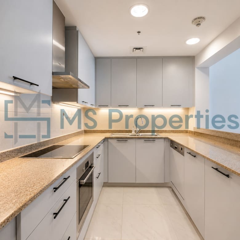 Bright and Clean 1BHK with Balcony Amazing Marina View