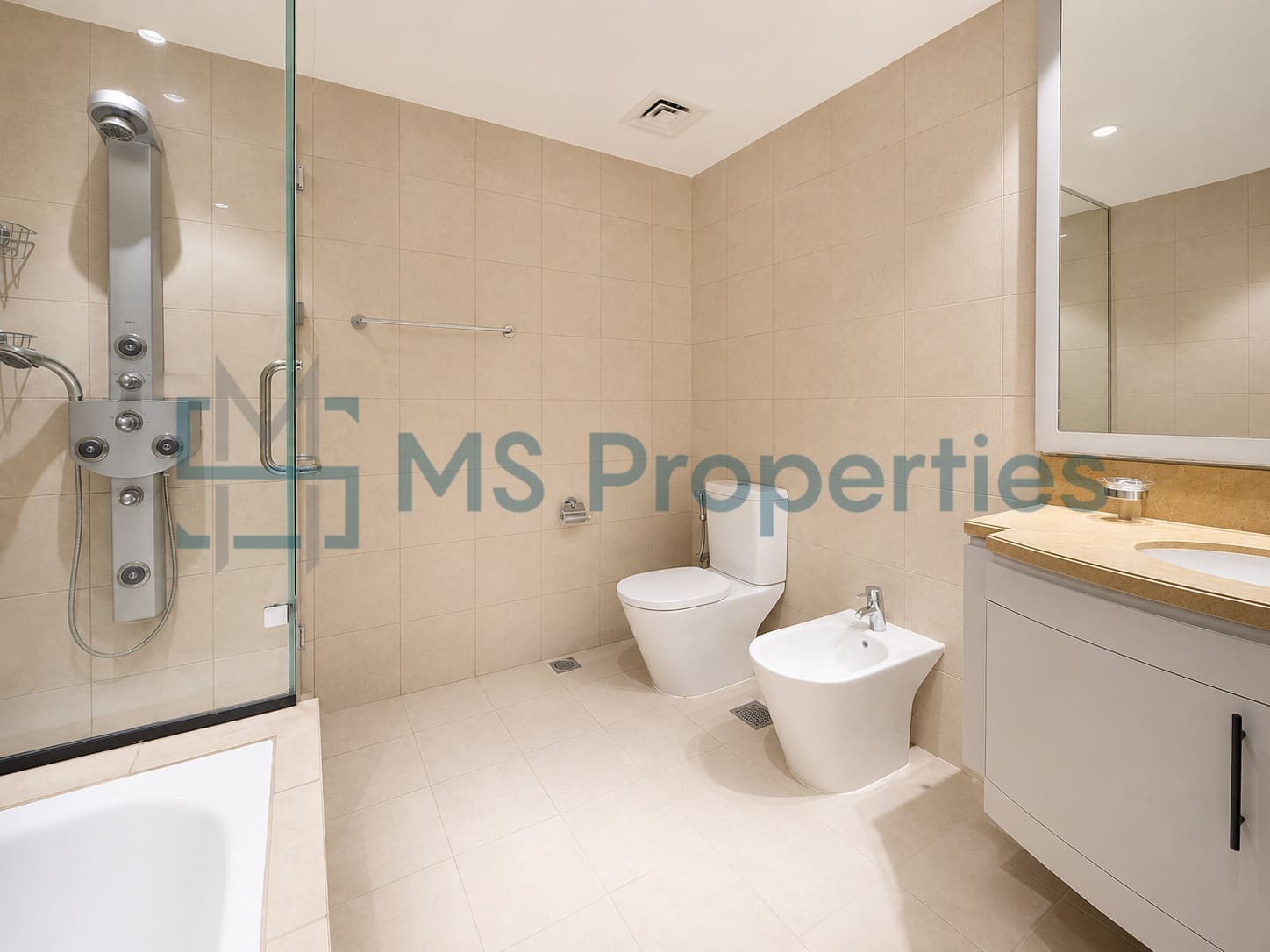 Bright and Clean 1BHK with Balcony Amazing Marina View