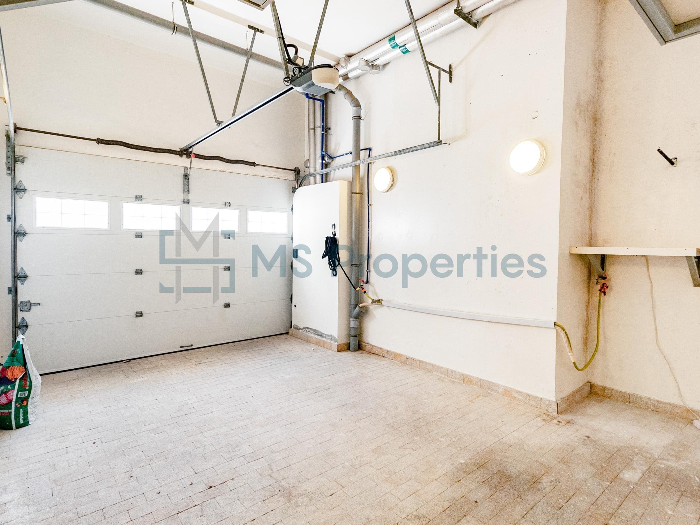 Prestigious 3BHK Beach View Townhouse in The Pearl