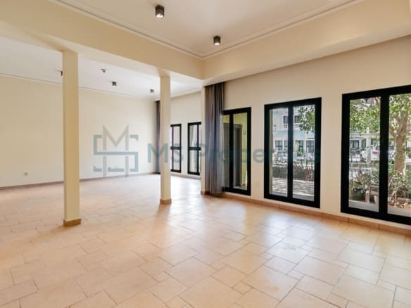 Prestigious 3BHK Beach View Townhouse in The Pearl