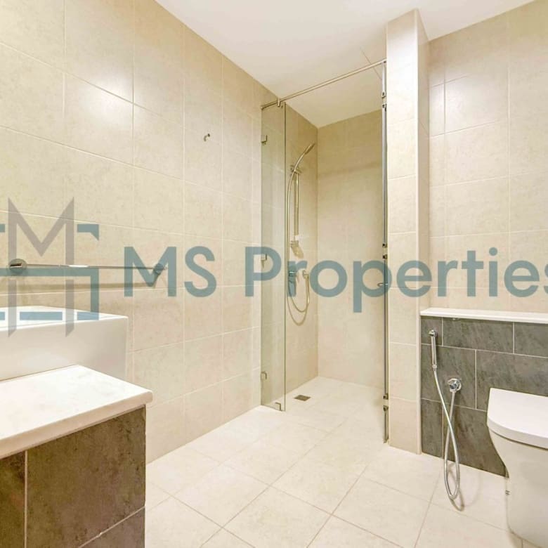 Bright 2BR | Beachfront View | Bills Included | No Commission